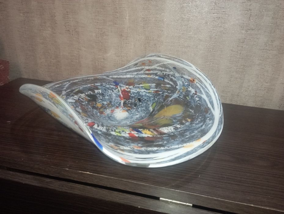 Фруктовниця кольорове скло (шляпа)