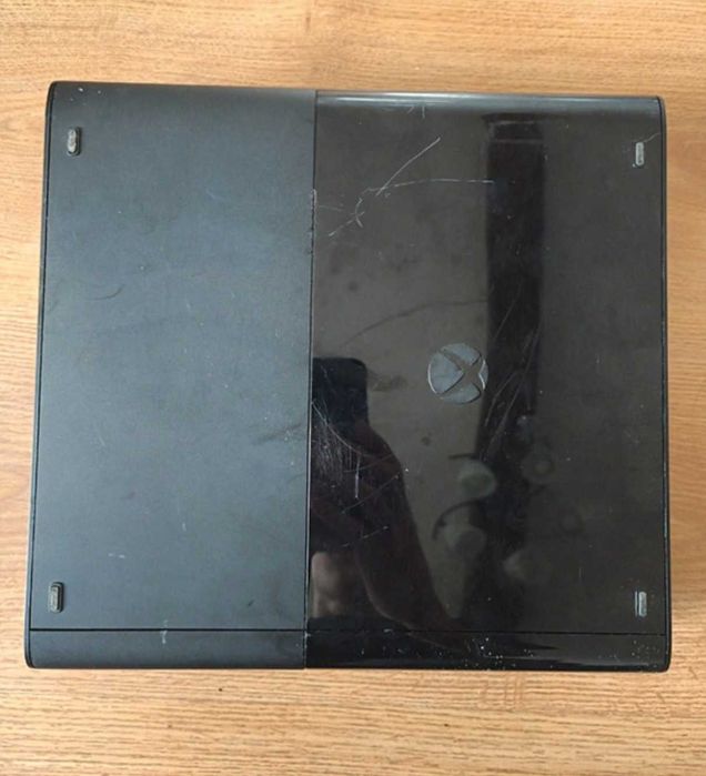 Xbox 360 +Kinect + pad