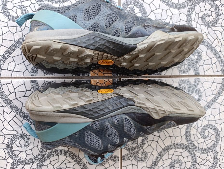 Merrell 39-40р. Жіночі трекінгові кросівки gore tex.