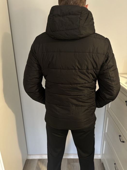 Kurtka puffer z kapturem czarna S