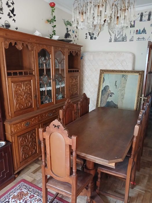 Mobilia de sala com Movel e cristaleira mesa de jantar  com 6 caderas