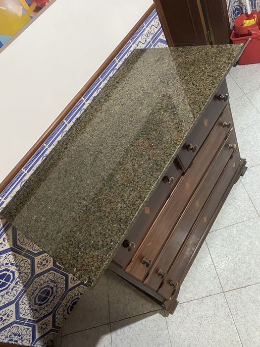 Tampo em Pedra 61x110 cm