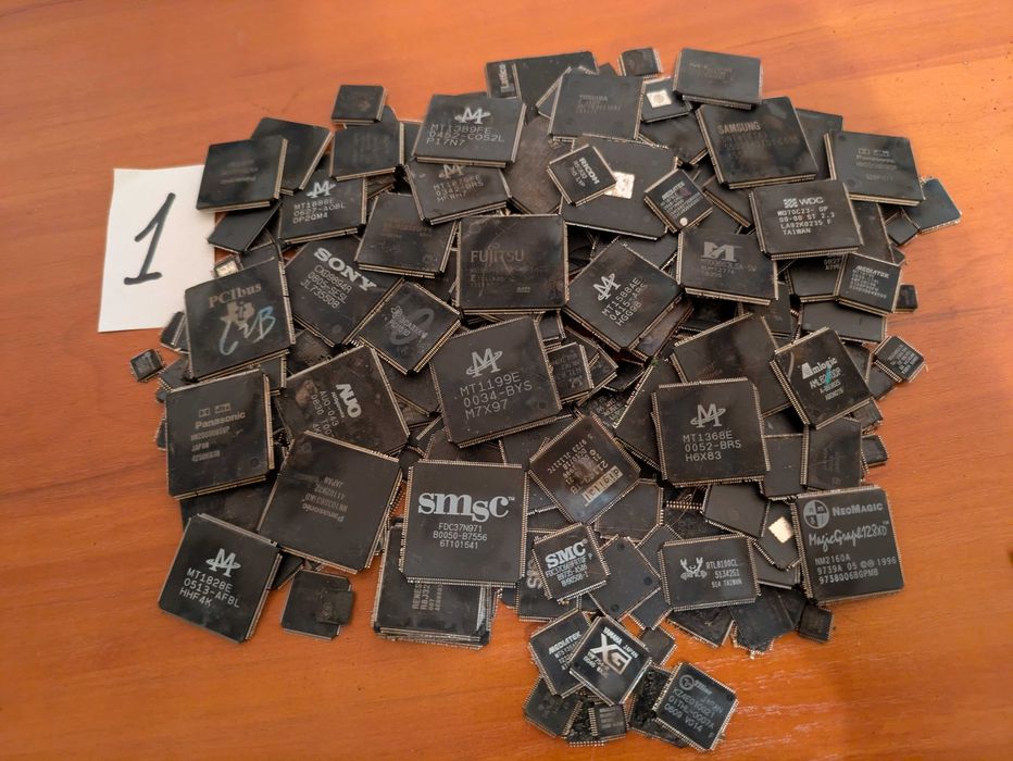 ПК ноутбуков микросхемы мосты конденсаторы КМ  ламели платы процесоры