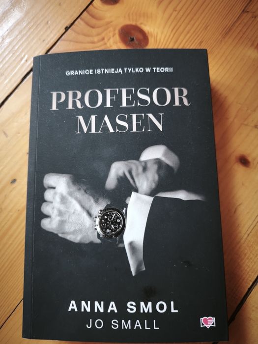 Profesor Masen, Anna Smol