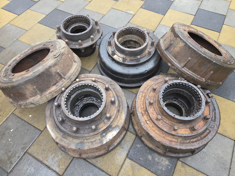 Ступицы, барабаны Урал 4320