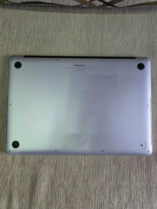 Laptop Apple MacBook Pro 15" 2015 i7 16GB / 256 GB Etui BDB