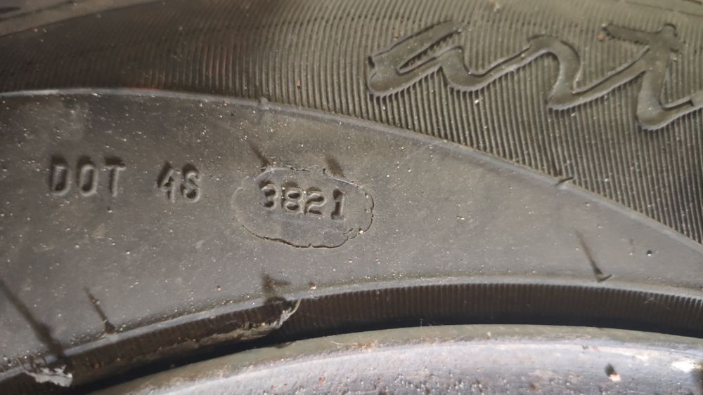 Комплект гуми з дисками 195/65/R15