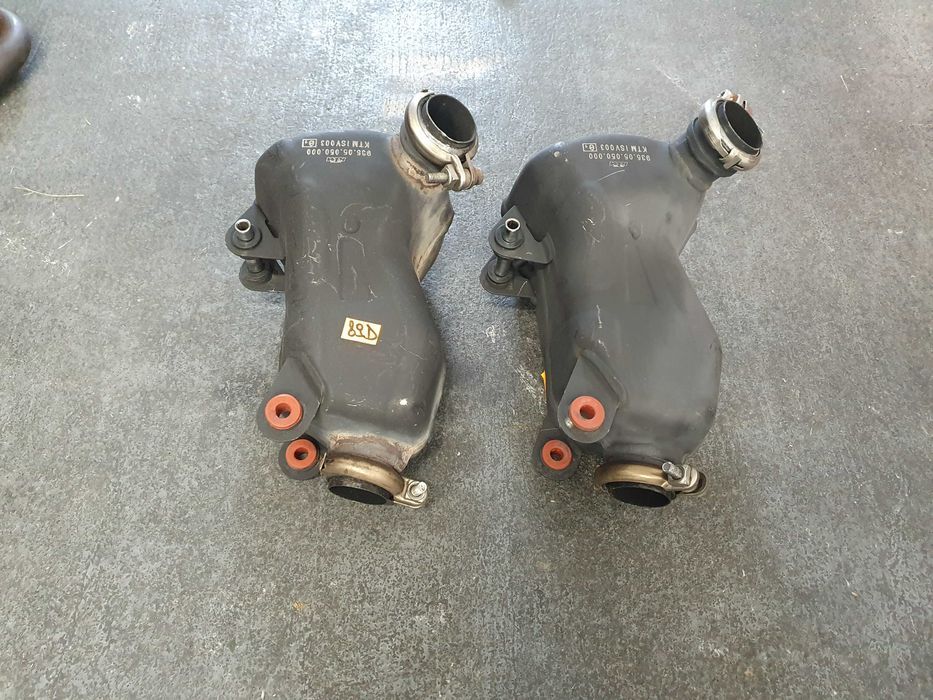 Katalizator KTM Duke 125 kolektor wydech tłumik 2016 w góre
