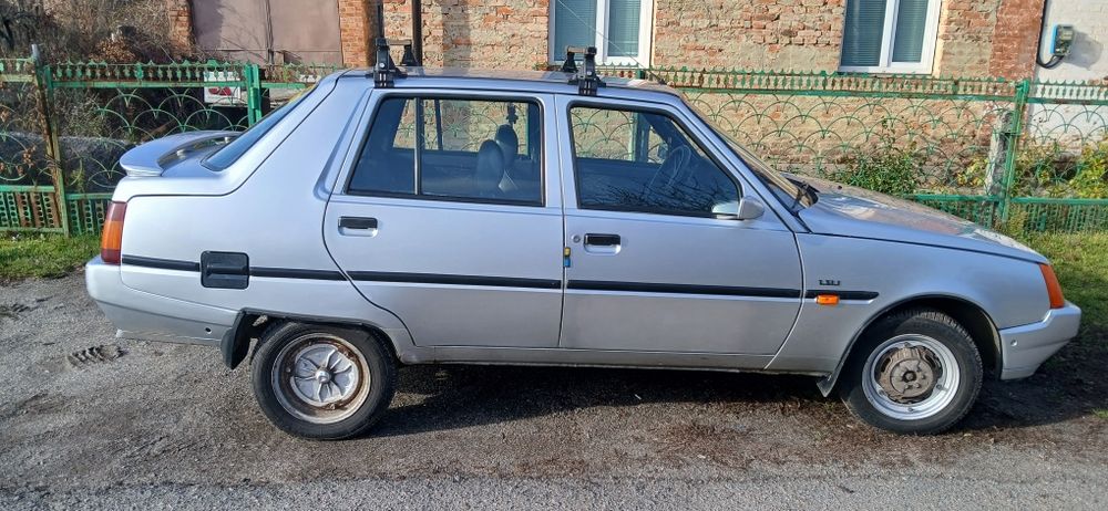 Продам Славуту 1.3 инжектор 2004г