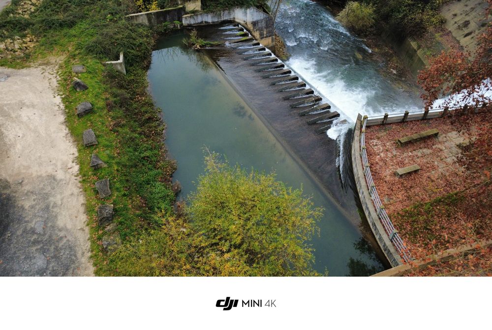 Fotógrafo com estúdio móvel