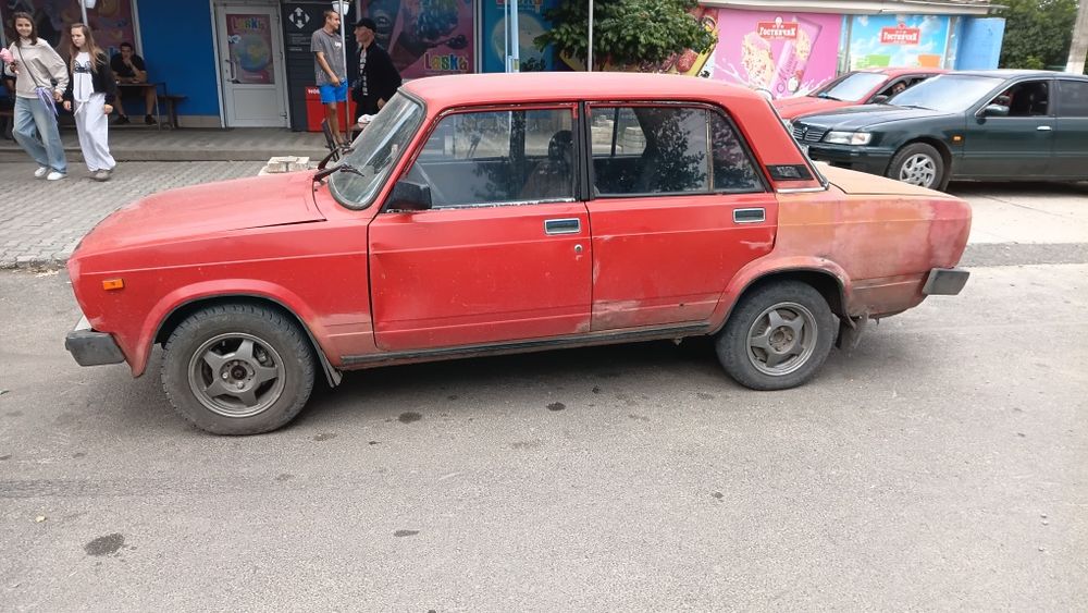 продаж автомобиля