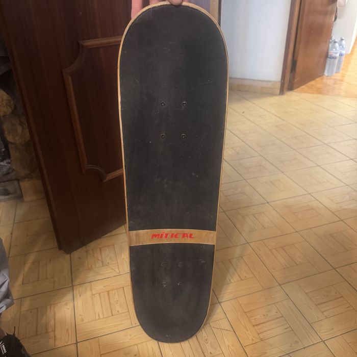 Vendo patins e skate