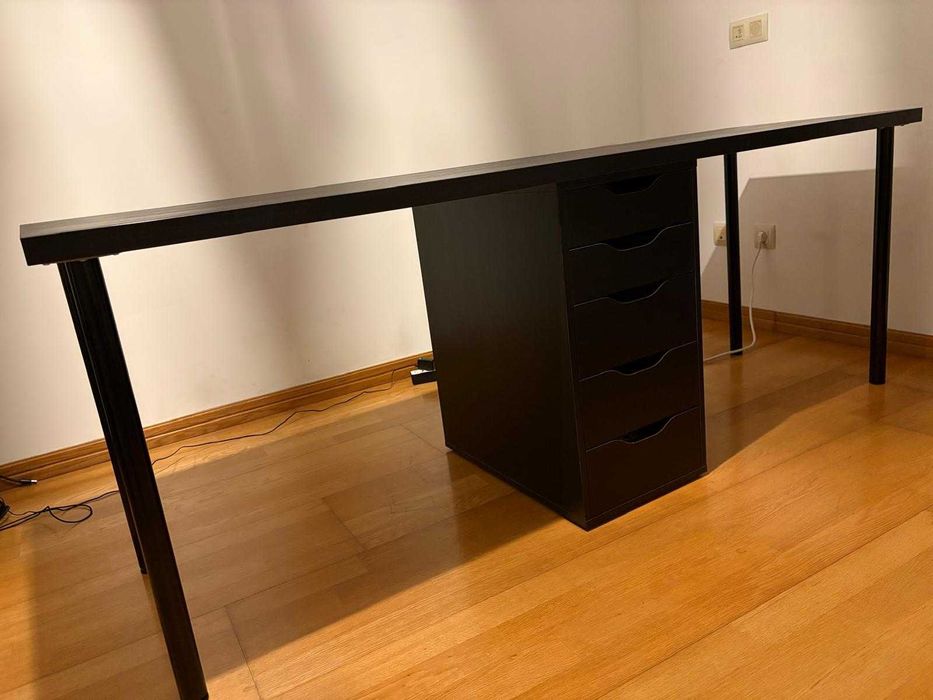 Secretária 2ª mão IKEA