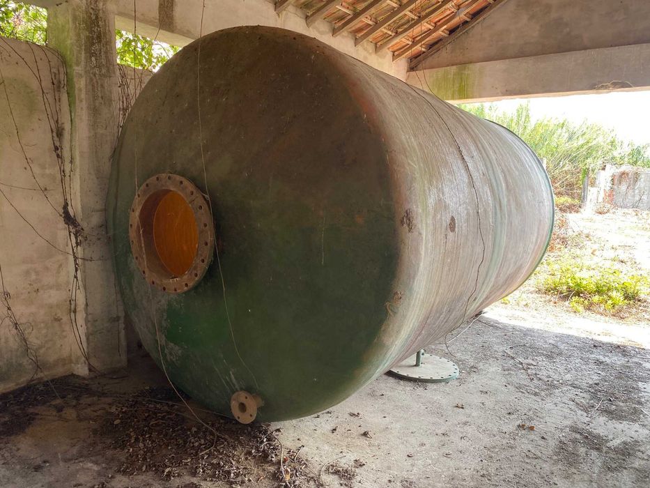 Depósito Fibra Reforçada 20 m³ (20.000 L) Vertical–Industrial/Agrícola