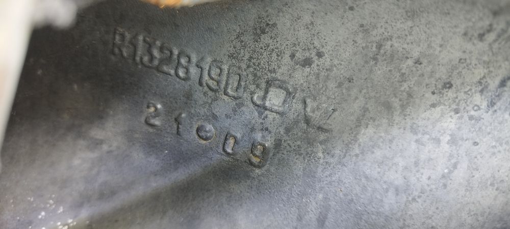 Silnik John Deere 6 cyl Turbo Renault Ares