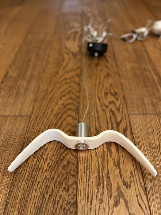 Lampy wiszące białe sufitowe