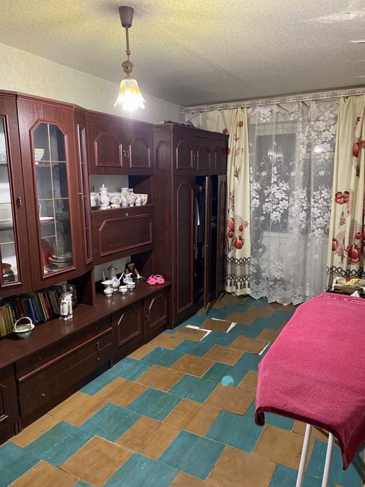 Срочно продам 2-комнатную квартиру в ПГТ.ДНЕПРОВСКОЕ