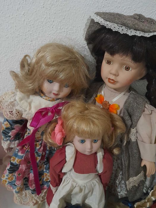 10 Bonecas de Porcelana antigas.