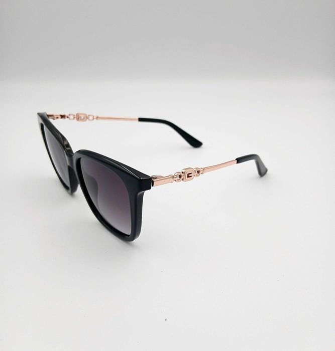 Okulary przeciwsłoneczne damskie Guess GU7886 01B eleganckie