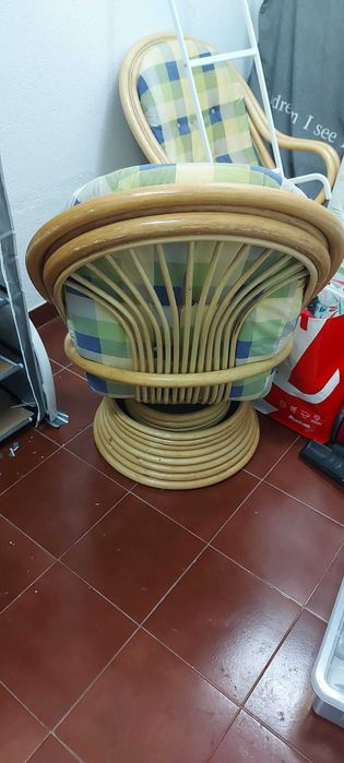 Cadeirões em bom estado