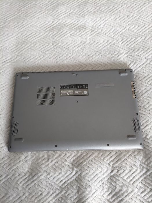 Portátil ASUS F515EA i3 SSD | Como Novo