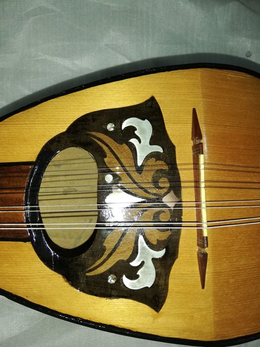 Restored Neapolitan Mandolin.64297971051139122