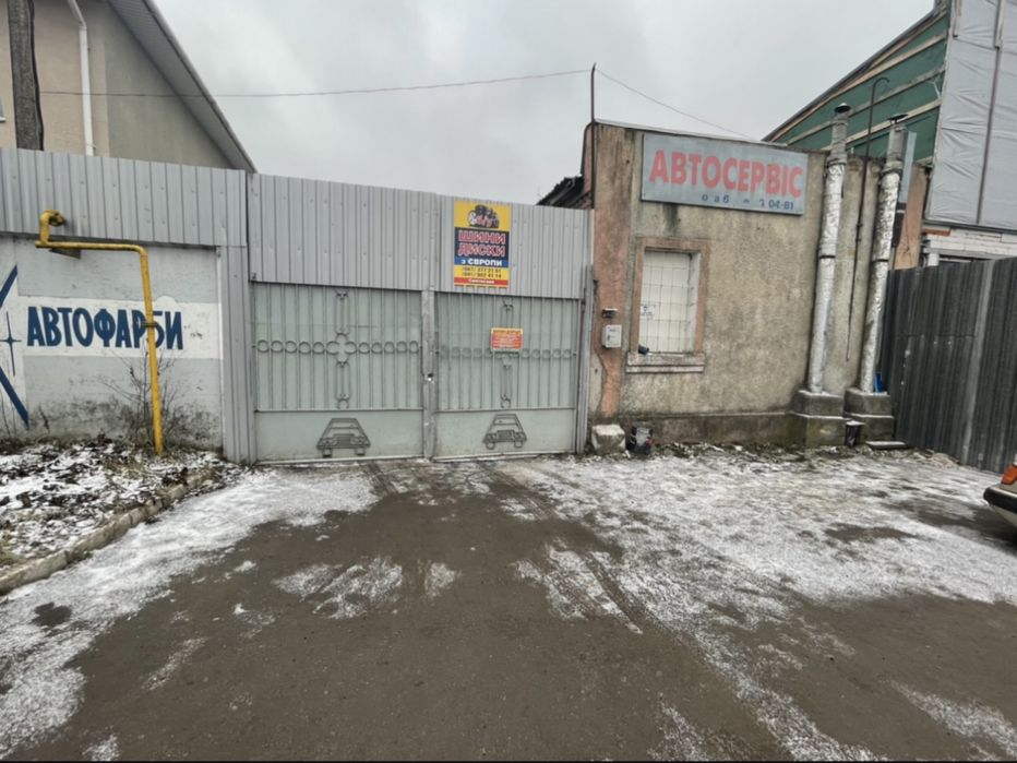 Шини зима 225/60 R18 Bridgestone , комплект оригінал