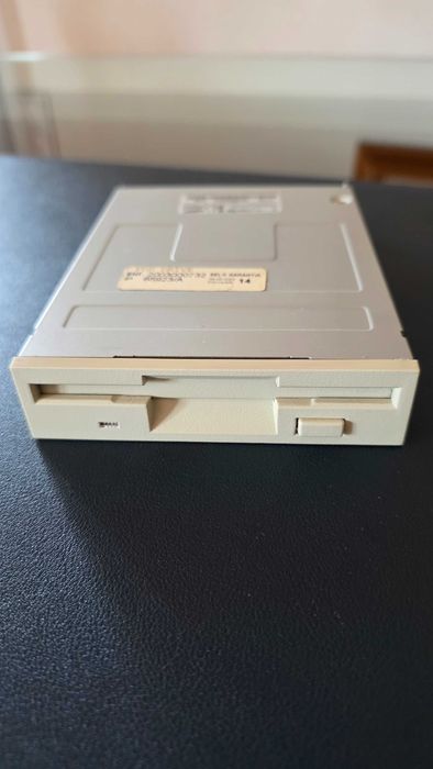 Leitor de disquetes de 3.5 polegadas Samsung SFD-321B