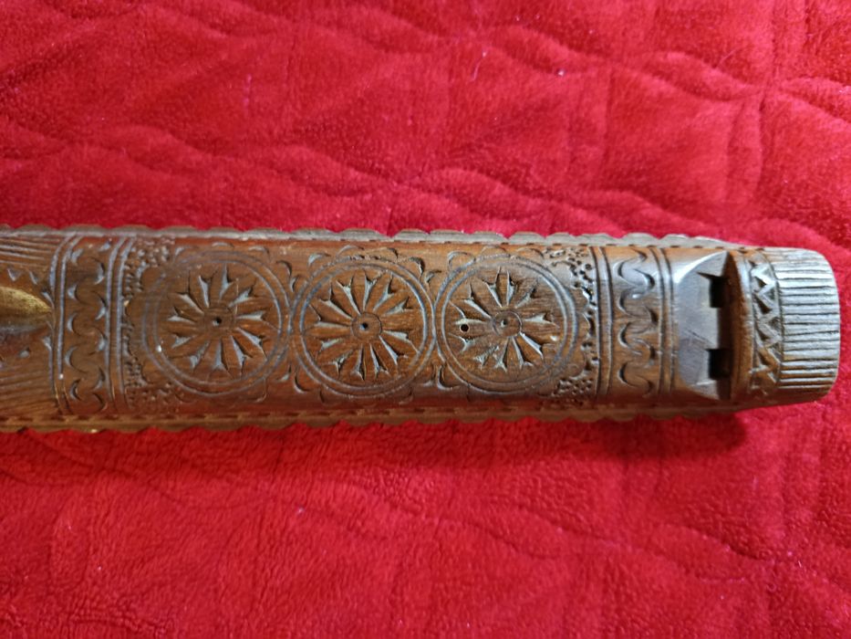 Flet podwójny dwojnica ludowy prawdopodobnie bałkański rzeźbiony