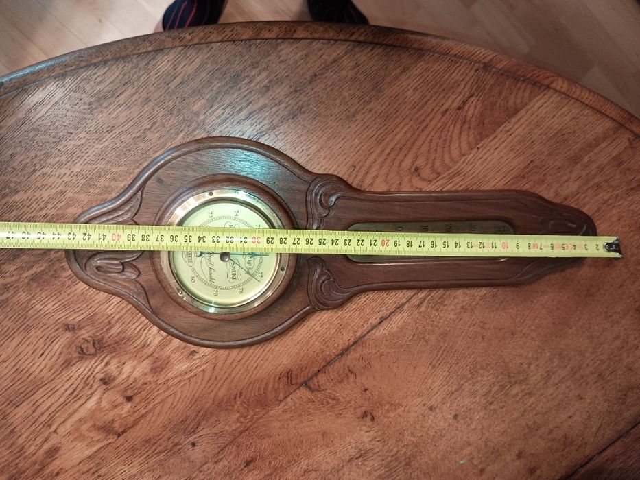 Barometr z termometrem