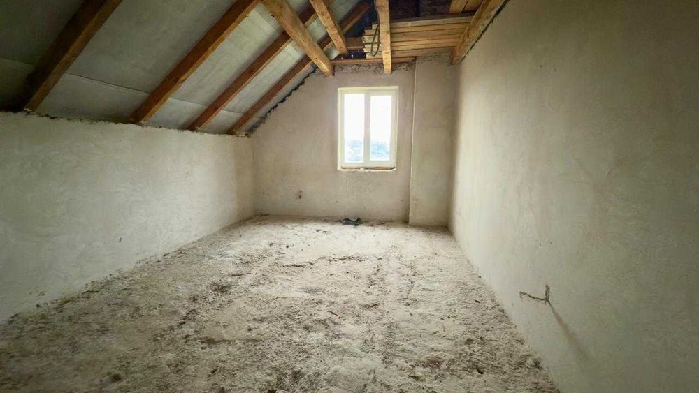 Продається будинок з ділянкою в с. Хриплин (7)