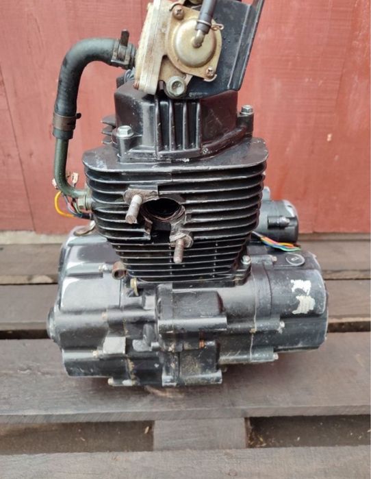 Продам мотор 200сс