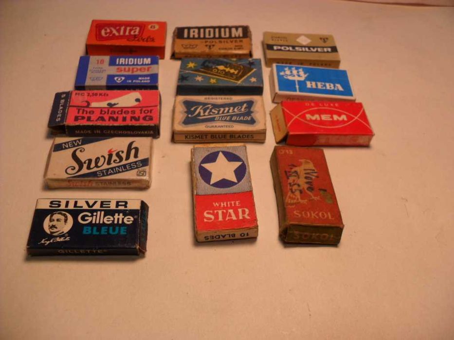 Stare opakowania po  żyletkach