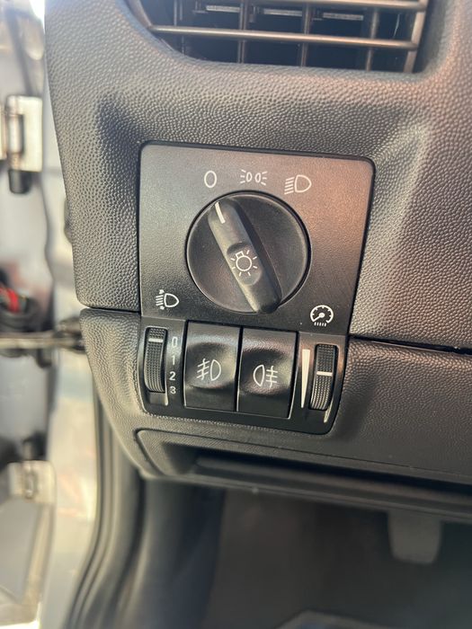 Opel Corsa 1.3 CDTI — photo 3