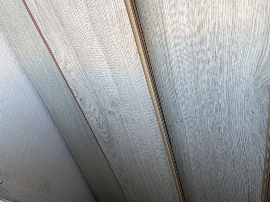 Chão flutuante laminado cinzento 7mm