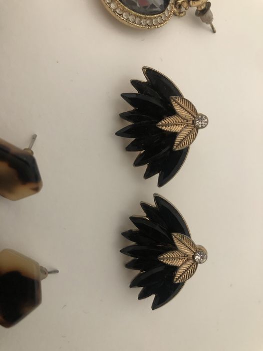 Brincos acessórios parfois e bijou e H&M