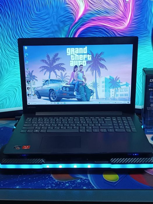 Ноутбук Lenovo 330 / Ryzen 5 + Vega 8