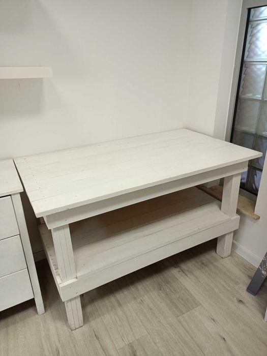 stół sklepowy długi drewniany