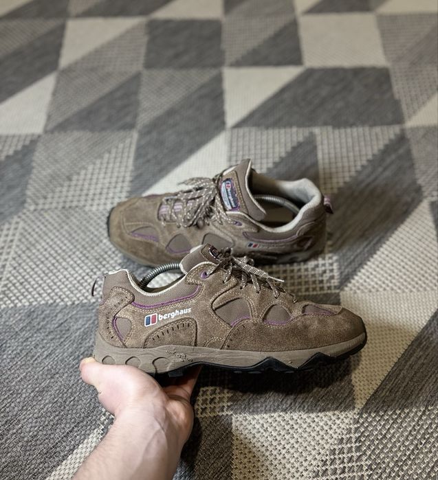 Оригінальні чоловічі трекінгові кросівки Berghaus