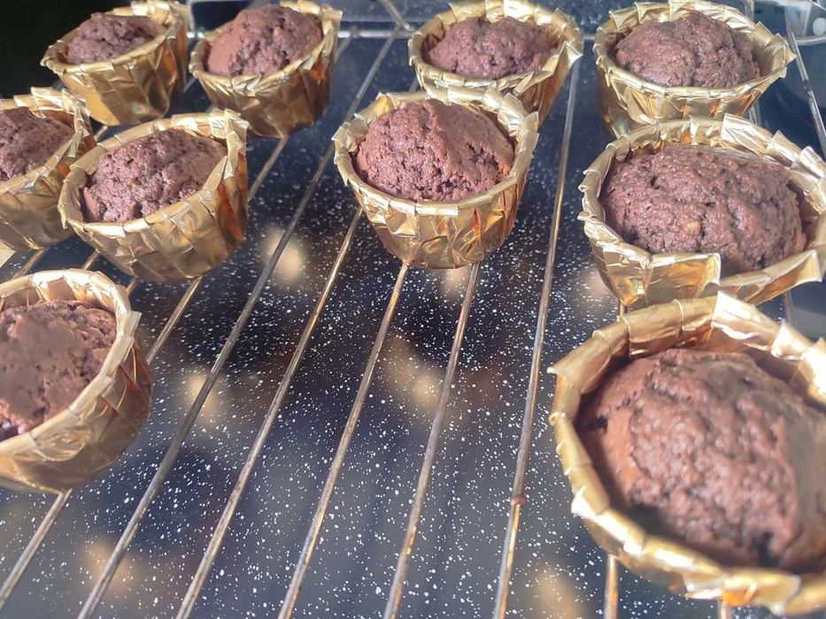 Foremki złote 50 sztuk na muffinki babeczki