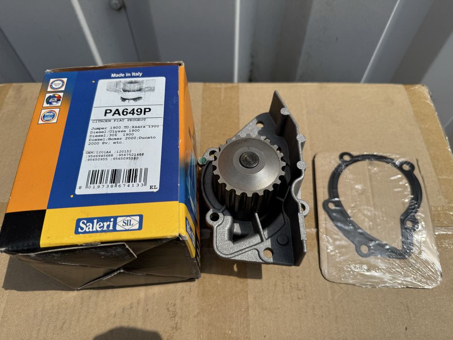 Водяний насос Помпа Citroen Berlingo Jumper Fiat Dicato Peugeot Suzuki