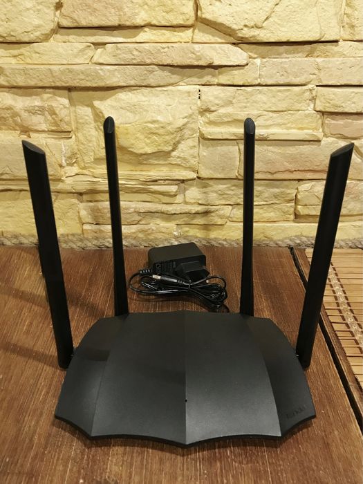 Гігабітний  WiFi Роутер Tenda 1200 AC8