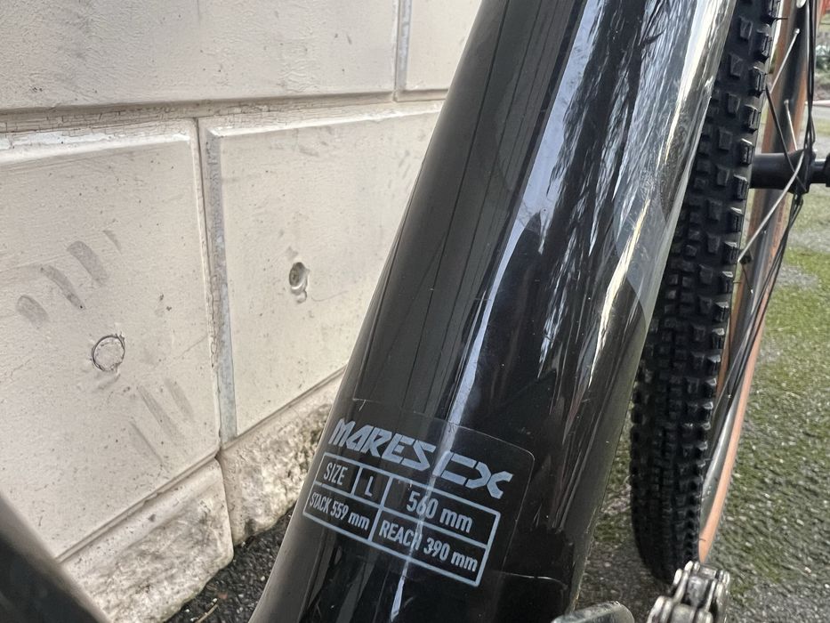 Велосипед карбоновий гравійний Focus Mares Sram Apex 1 L