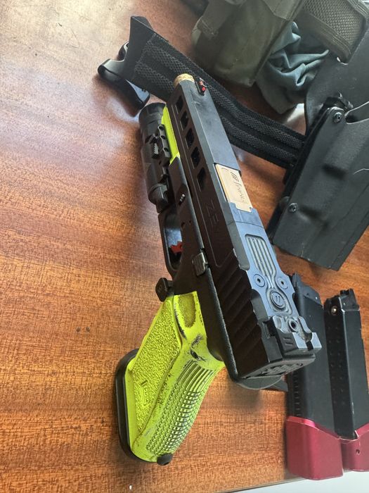 Glock 17 Tokyo Marui (Upgrades+FULL METAL) Airsoft