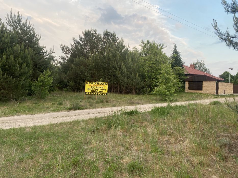 Dzialka budowkan 1000m2 Urzut