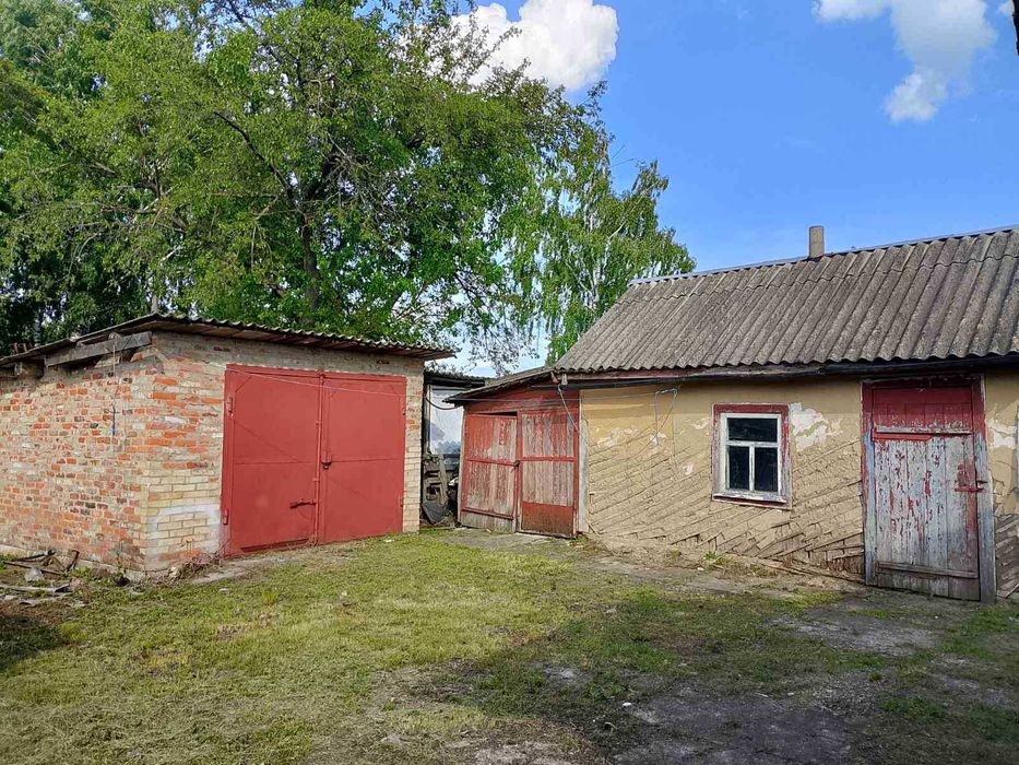 Будинок в місті Носівка.