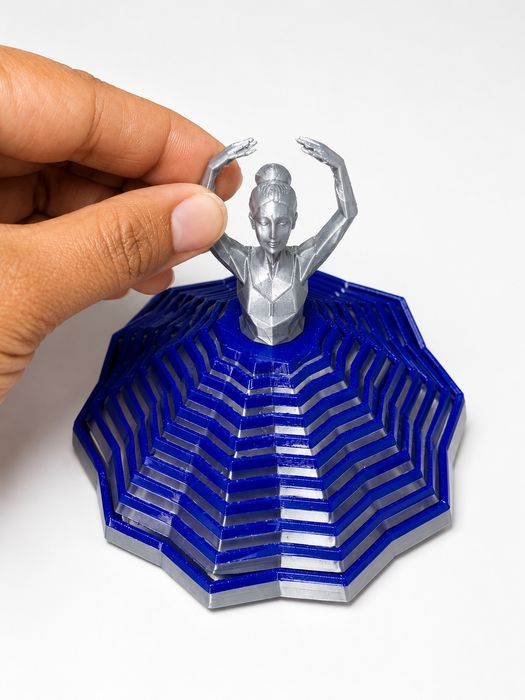Escultura Bailarina Antiestresse 3D