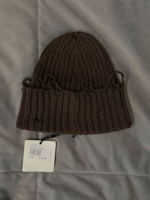 Шапка шоколадного кольору