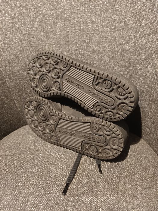 Adidas forum bold