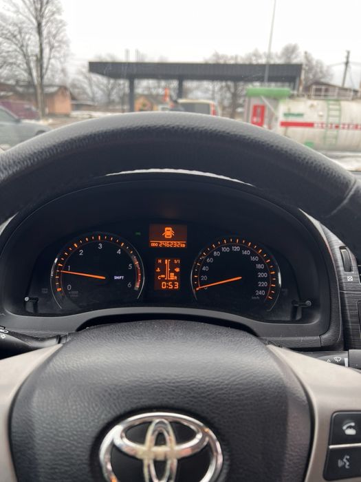 Toyota Avensis 2010. 2.2 дизель